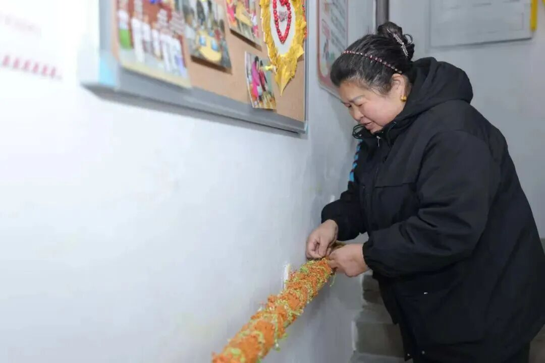 楼门蝶变，民心相聚 ——一场“微更新”背后的社区文明升温记_北京时间