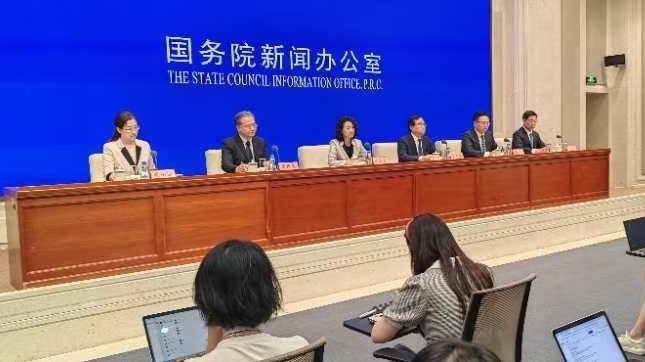 第五届跨国公司领导人青岛峰会8月27日-29日举办 第五届跨国公司领导人青岛峰会8月27日-29日举办