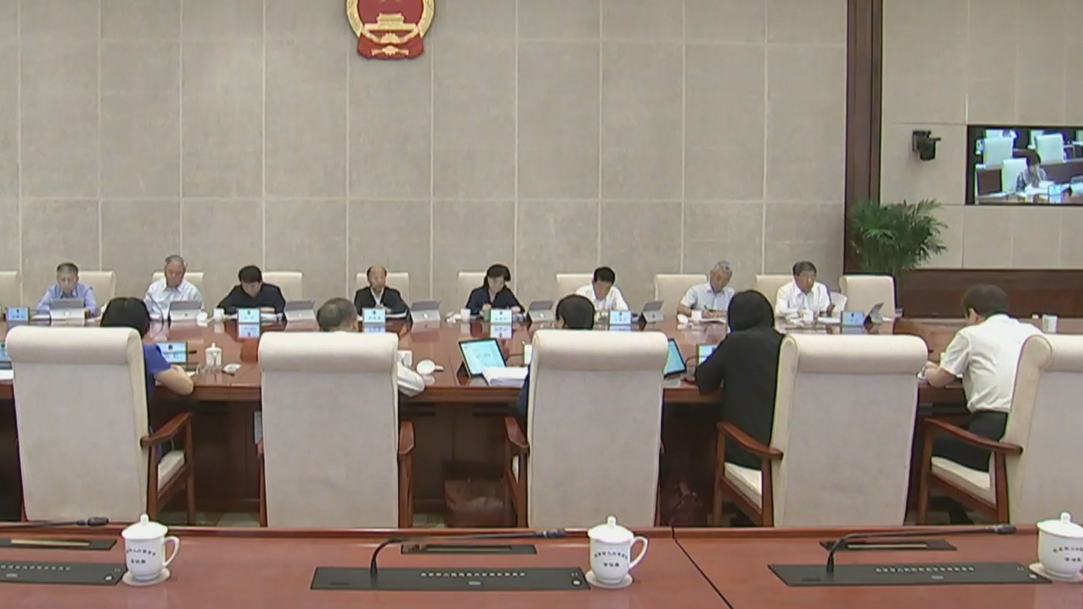 市人大常委会召开会议 审议养犬管理规定修正草案等议题 市人大常委会召开会议 审议养犬管理规定修正草案等议题