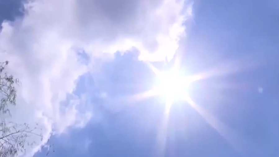 南方暴雨和北方高温持续,南北气温继续“倒挂” 南方暴雨和北方高温持续,南北气温继续“倒挂”