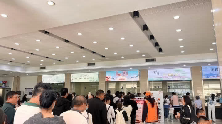 坚持6年“花式宠客”!扬州市政府食堂用餐、免费停车服务再升级 坚持6年“花式宠客”!扬州市政府食堂用餐、免费停车服务再升级