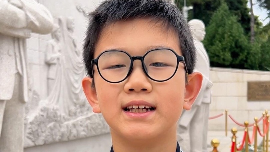 回龙观中心小学的孩子们走进北京无名英雄纪念广场,聆听革命事迹 回龙观中心小学的孩子们走进北京无名英雄纪念广场,聆听革命事迹