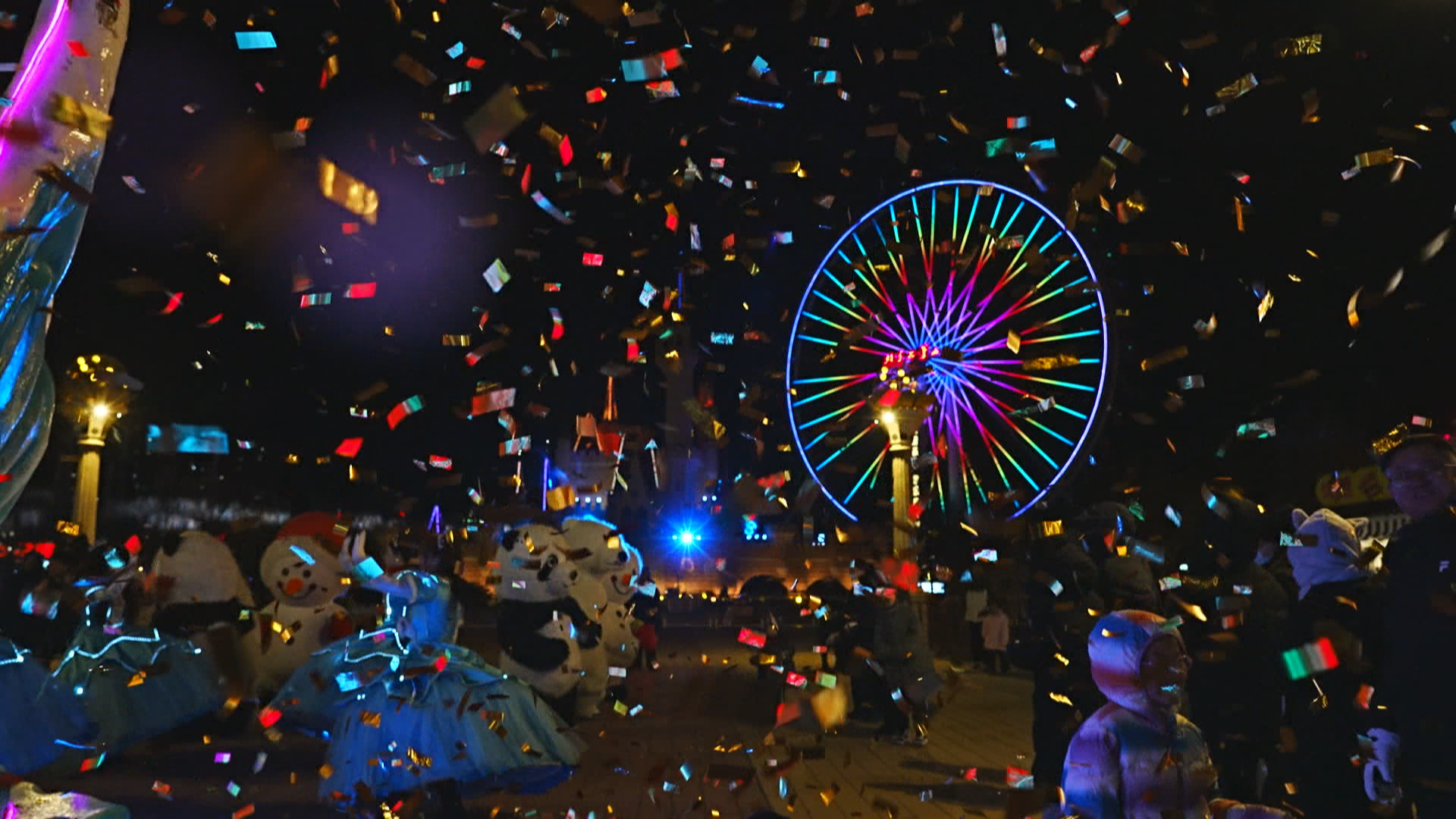 街头随机采访：2026年你最想实现什么愿望？路人答案暖心又戳心