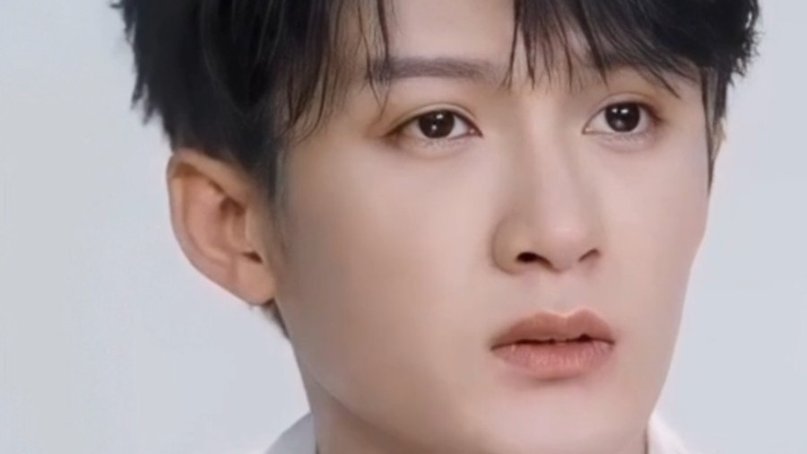 檀健次把演员当手艺人 清醒又努力 檀健次把演员当手艺人 清醒又努力