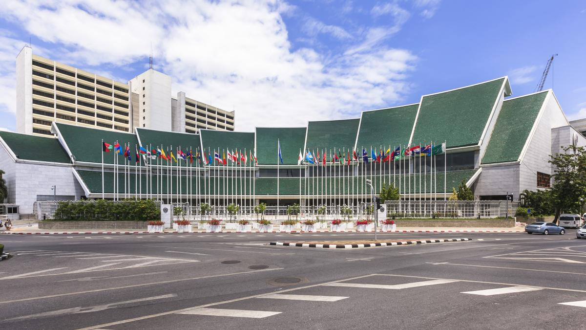 联合国亚太经社会宣布明年年会在中国上海举行 联合国亚太经社会宣布明年年会在中国上海举行