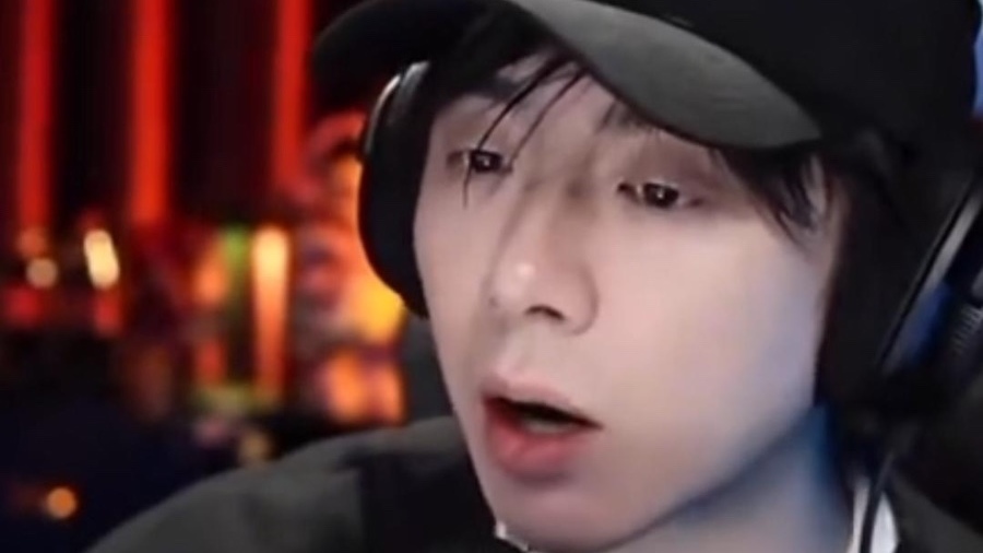 刘宇宁在直播中正面回应了春晚采访的“包宿”争议 刘宇宁在直播中正面回应了春晚采访的“包宿”争议