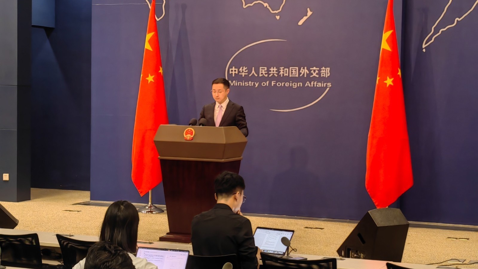 外交部回应关于长和出售海外港口资产相关新闻 外交部回应关于长和出售海外港口资产相关新闻