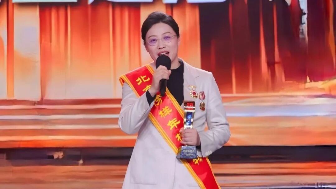 吴桂琴:从“中国饭碗”到“全球餐桌” 开创中国特色家禽育种之路 吴桂琴:从“中国饭碗”到“全球餐桌” 开创中国特色家禽育种之路