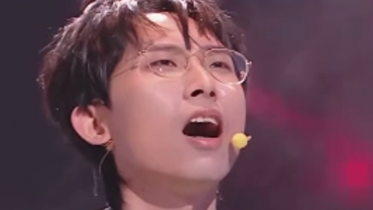 王者荣耀共创之夜102位歌手联袂献唱《百战成诗》,梦泪压轴登场 王者荣耀共创之夜102位歌手联袂献唱《百战成诗》,梦泪压轴登场