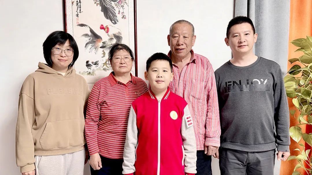 瞧!顺义这一家人,三代五口都是志愿者! 瞧!顺义这一家人,三代五口都是志愿者!