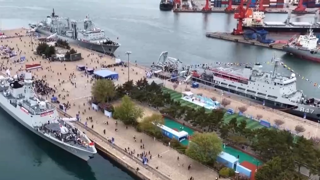 海军成立77周年,40多艘现役舰艇开放,数量型号为历年之最 海军成立77周年,40多艘现役舰艇开放,数量型号为历年之最