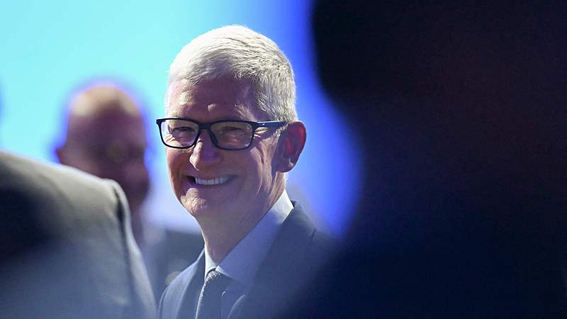 乔布斯诞辰日,苹果公司召开股东大会:库克并未接任董事长 乔布斯诞辰日,苹果公司召开股东大会:库克并未接任董事长