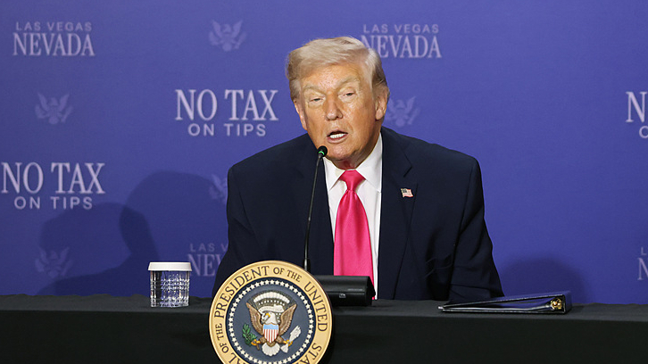 特朗普确认伊朗开放霍尔木兹海峡