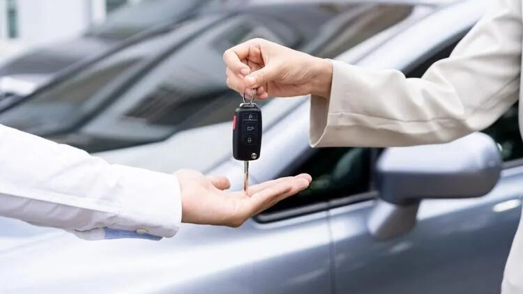 租车10天损失10万，套路人的“以租代购”不该再继续