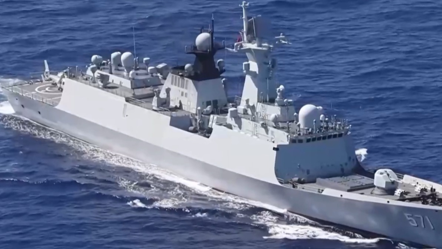 山东舰“贴身保镖”054A护卫舰:航母编队的反潜“老手” 山东舰“贴身保镖”054A护卫舰:航母编队的反潜“老手”