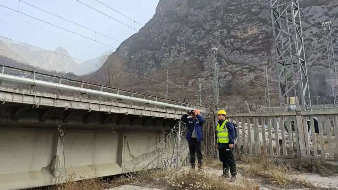 铁路兰州局：受地震影响区段运输秩序已恢复